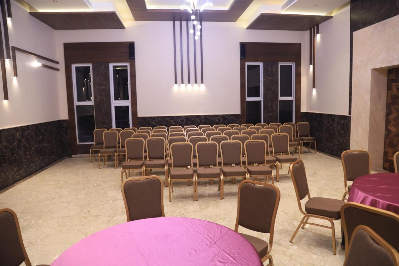 Kings Bury Inn Kumbakonam Esterno foto