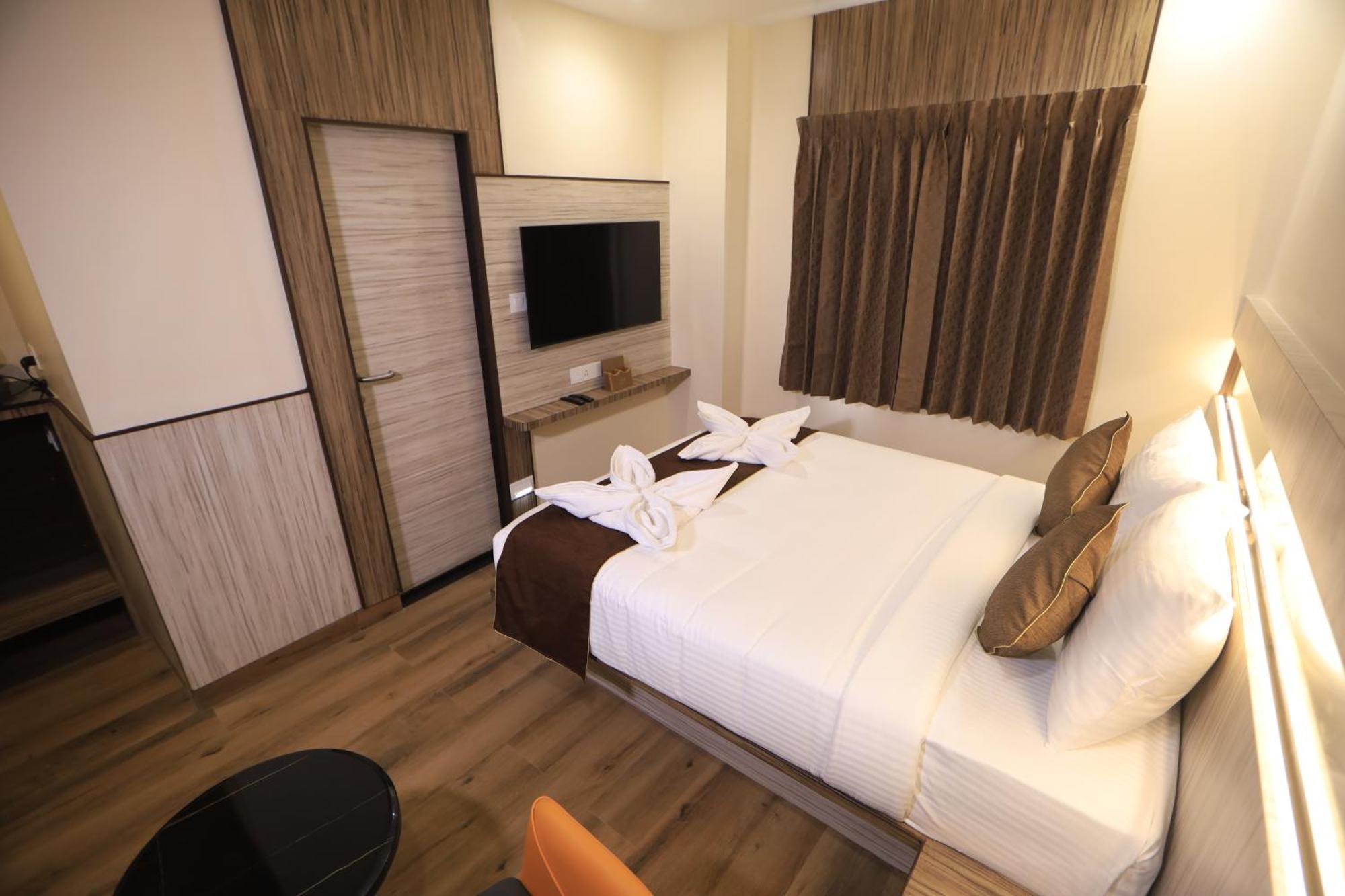 Kings Bury Inn Kumbakonam Esterno foto