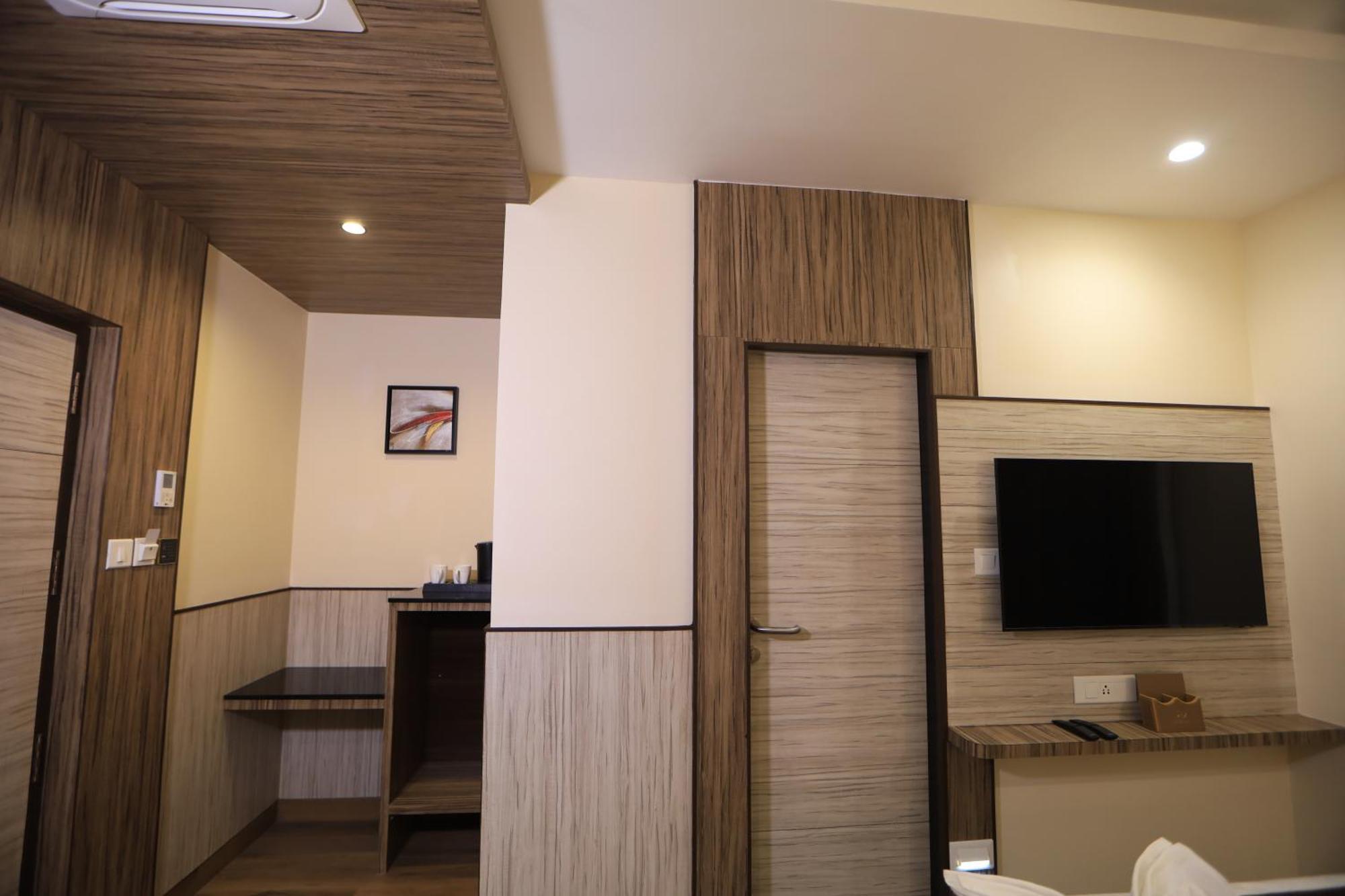 Kings Bury Inn Kumbakonam Esterno foto