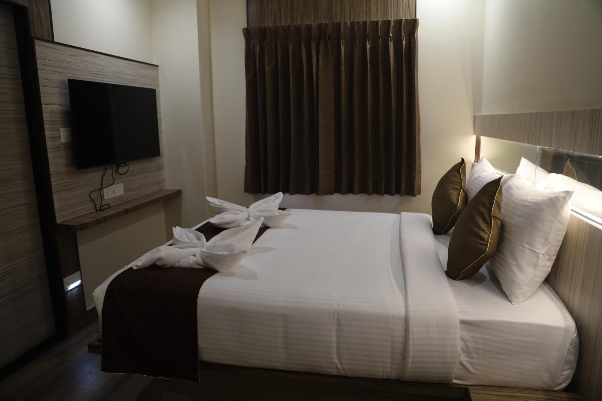 Kings Bury Inn Kumbakonam Esterno foto