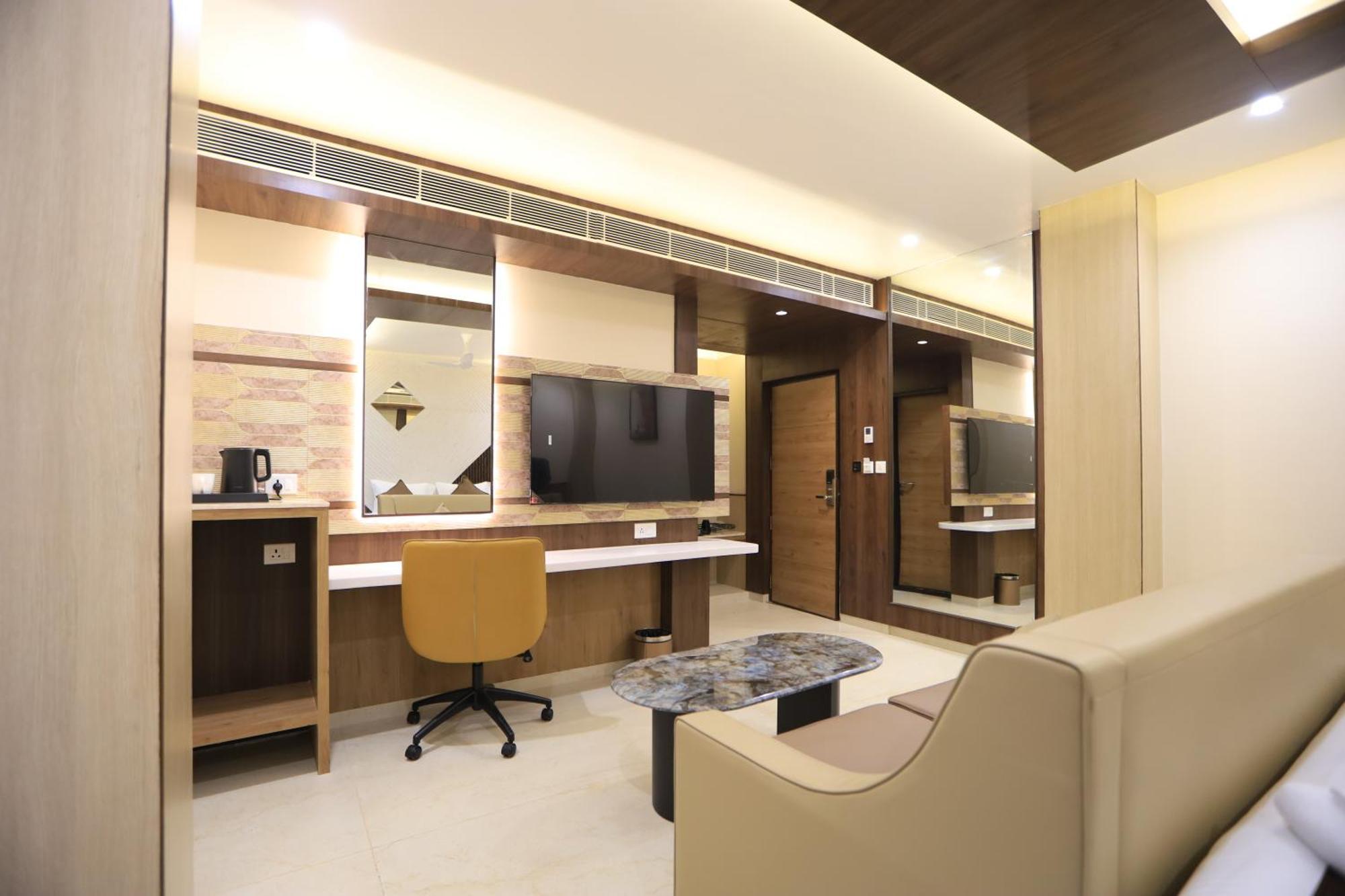 Kings Bury Inn Kumbakonam Esterno foto
